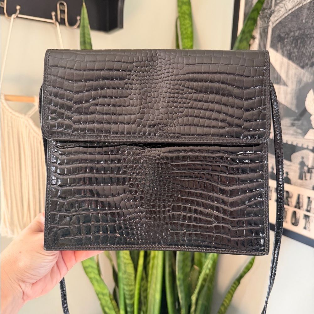 VTG Ann Taylor Italy Black Croc Embossed Patent Leather Crossbody